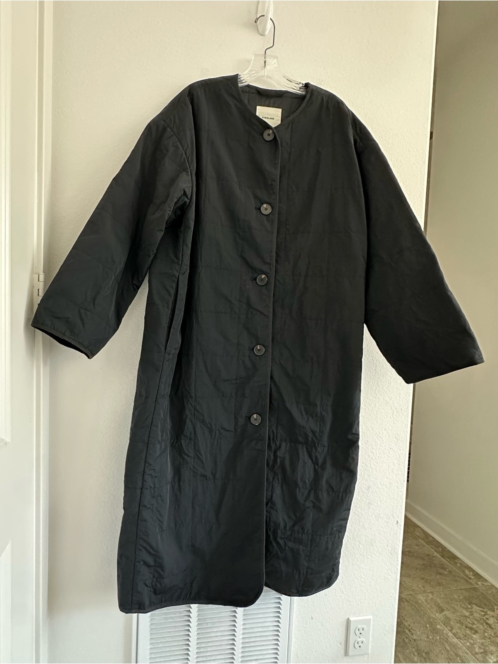 Everlane The Renew Quilted Long Liner Coat Size: L - Picture 2 of 11